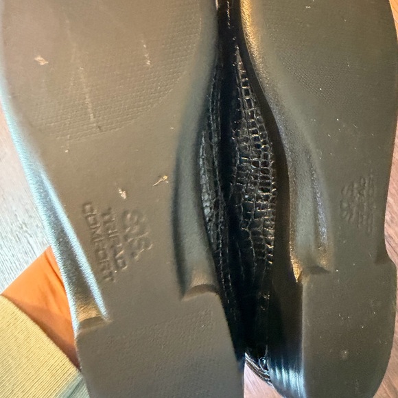 SAS Black Crocodile Loafers - Picture 7 of 9